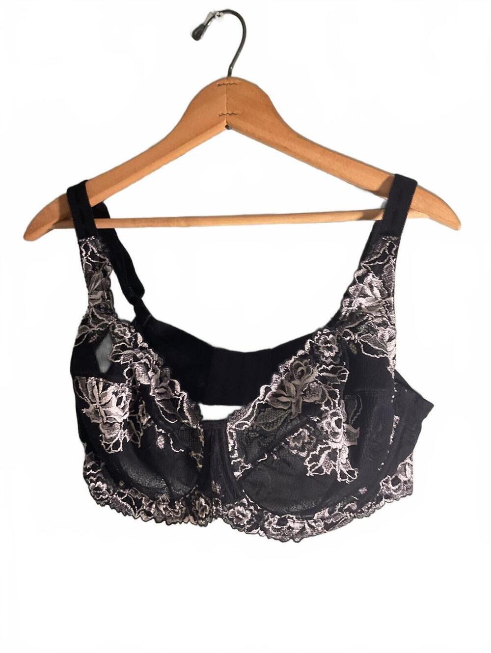 Paramour Black and White Lace Underwire Bra 40DD